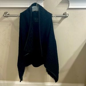 Women’s size Medium. Love Tree brand, lined faux fur vest.